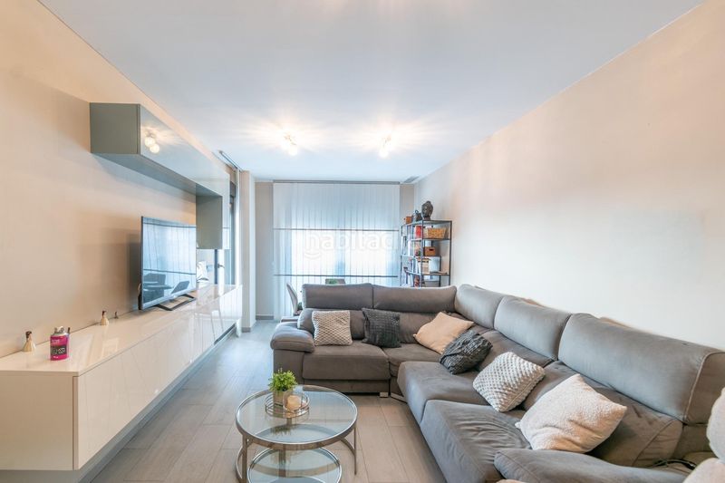 Foto b8a25427-0348-4353-add4-5b8b1fffc567. Pis amb aparcament piscina a San Miguel Armilla