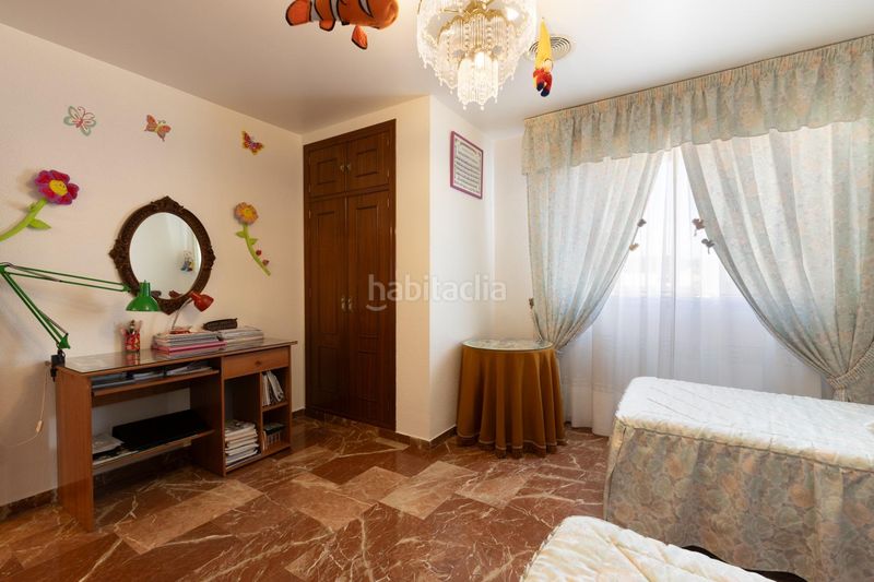 Foto e7e0eb6b-46e1-4210-82ae-c5d5b7e6f5bf. Casa pareada amplio pareado en vega de granada tu nuevo hogar espera por ti en Jun