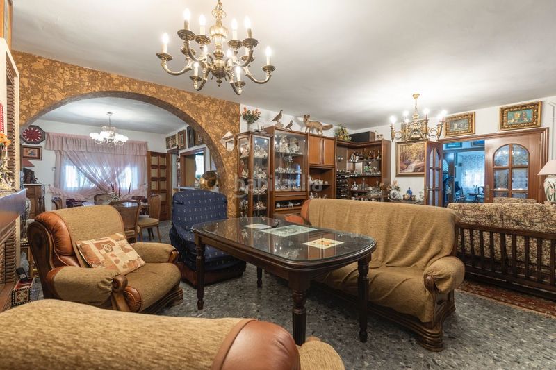 Foto ce4347aa-530d-4c0d-89d3-af8b2fd56f85. Casa amb aparcament piscina a Víznar