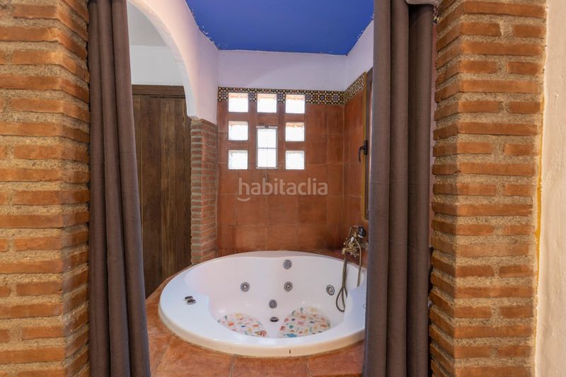 Foto ba766786-1d47-413d-819a-7b79e6466a8b. Casa amb aparcament piscina a Alfacar