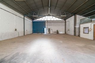 Capannone industriale  Travesía camino viejo. Nave industrial de 240m2 en jungranada
