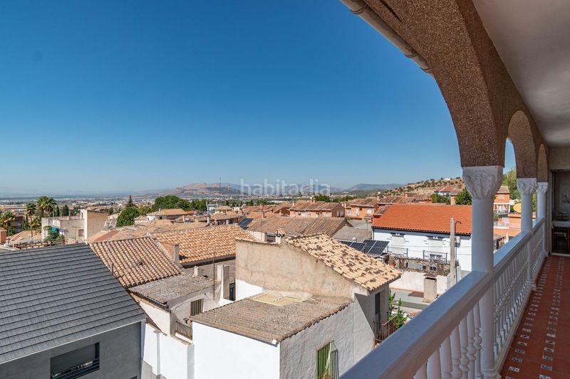 Foto 86381a85-7c3f-4747-b726-a8bdac4dce92. Casa aparellada amb aparcament a Jun