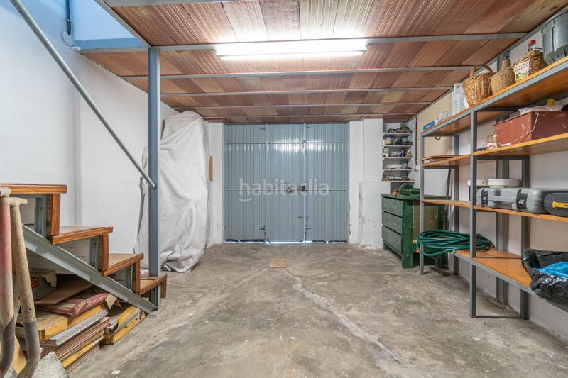 Foto d7686802-8858-47e6-a07a-5841a91fd2b2. Casa aparellada amb aparcament a Jun