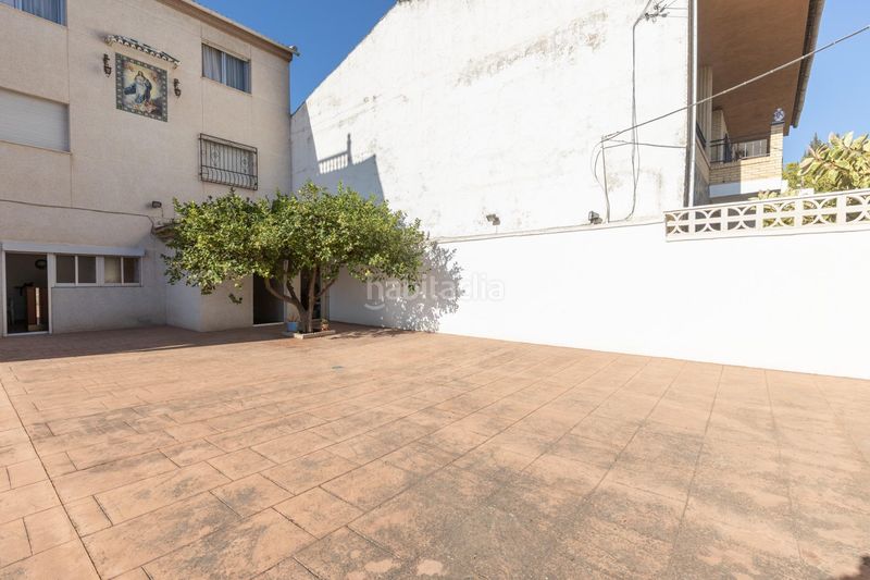 Foto 24bb2287-1239-451d-bb65-b8149921d2f6. Casa aparellada amb aparcament a Jun