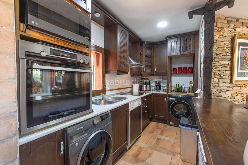 Foto b27dfeb0-6a47-4d1b-9a85-4ae7d2b4b814. Casa amb aparcament piscina a Alfacar