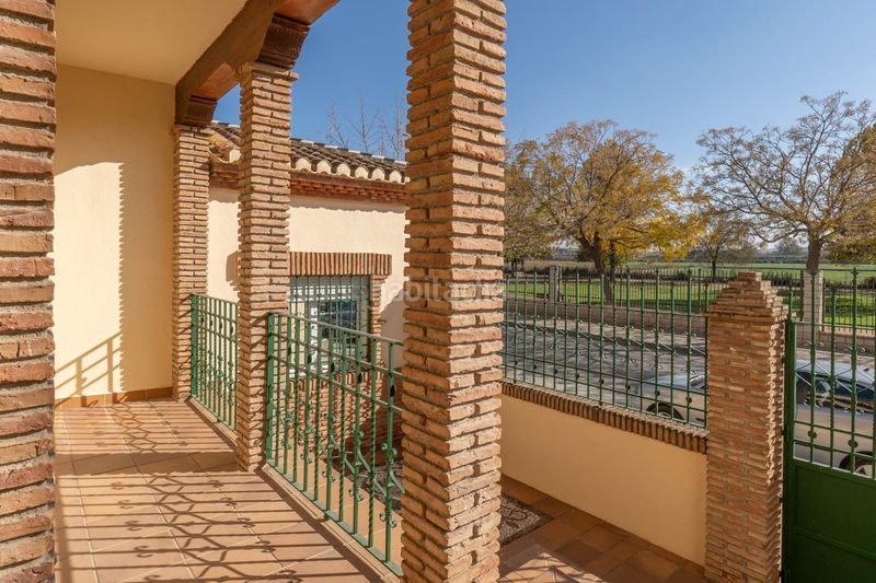 Foto 498e2977-d715-4dac-a0a2-11300b1e35f6. Xalet amb aparcament piscina a Santa Fe