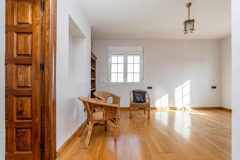 Foto a20ac601-c7cf-4dd7-9412-53a635ffb21a. Xalet amb aparcament piscina a Santa Fe