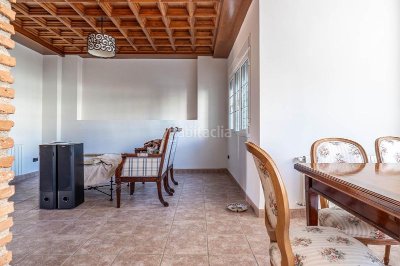 Foto c00421cd-563e-45dc-8b79-d4d02229f19c. Xalet amb aparcament piscina a Santa Fe