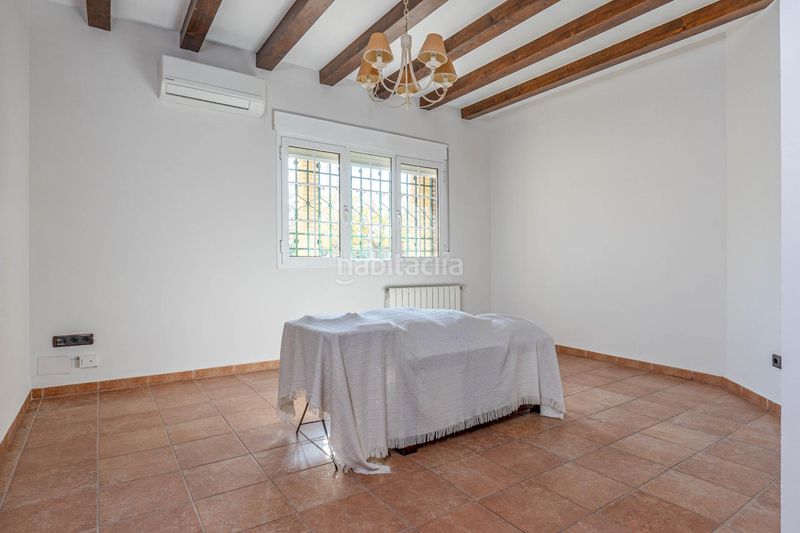 Foto e29f0275-1a5e-41e7-9566-532109ddc657. Xalet amb aparcament piscina a Santa Fe