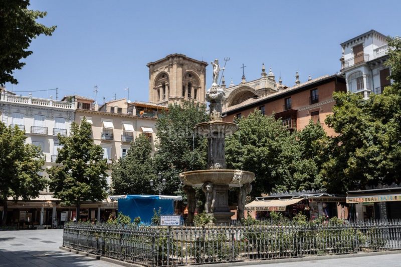 Foto 79396199-f5e7-4a4d-9fa9-e732fa59efd3. Edifici a Centro - Sagrario Granada