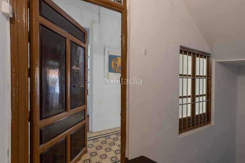 Foto ac1b7277-f52c-4afb-9f79-912e040186d7. Edifici a Centro - Sagrario Granada