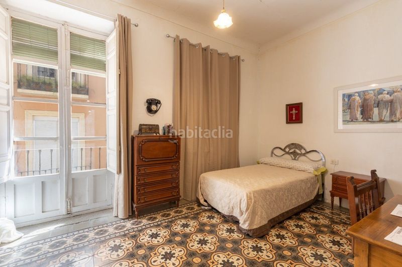 Foto b700cefa-dbba-4386-ac49-549fbb15a8e1. Edifici a Centro - Sagrario Granada