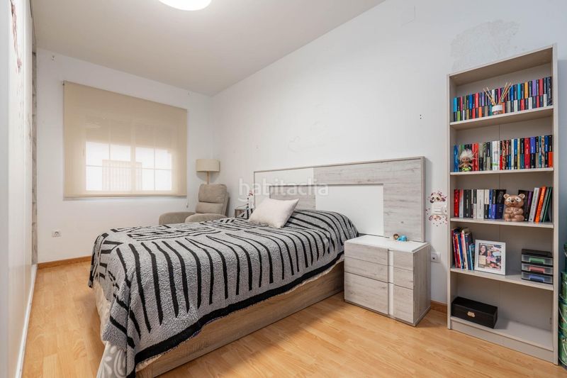 Foto fa565eb2-a3c0-406a-8791-3ae34ab19af6. Casa amb aparcament a Gójar