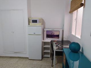 Location Studio à Camino de Ronda. Estudiantes!!!!!!!!!!!!