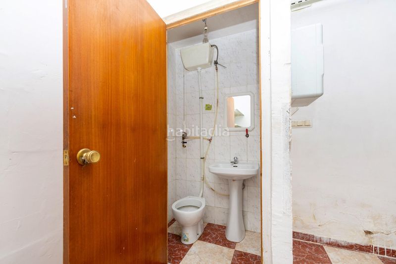 Foto fe8cb5fe-bec5-4f9a-9d67-3e2b9ed2efe8. Local comercial a Maracena