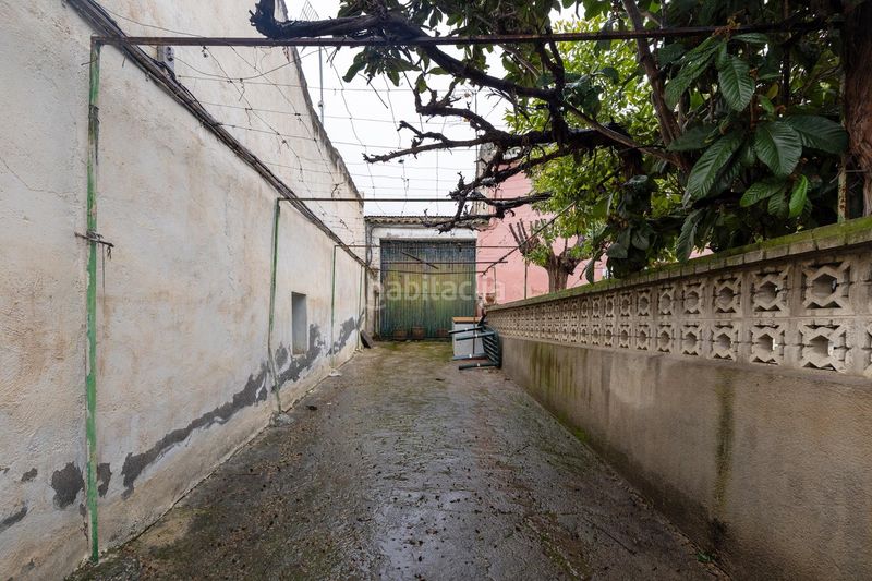 Foto d021f45b-59e8-4944-9001-2a07b9c52f25. Casa amb aparcament a Atarfe