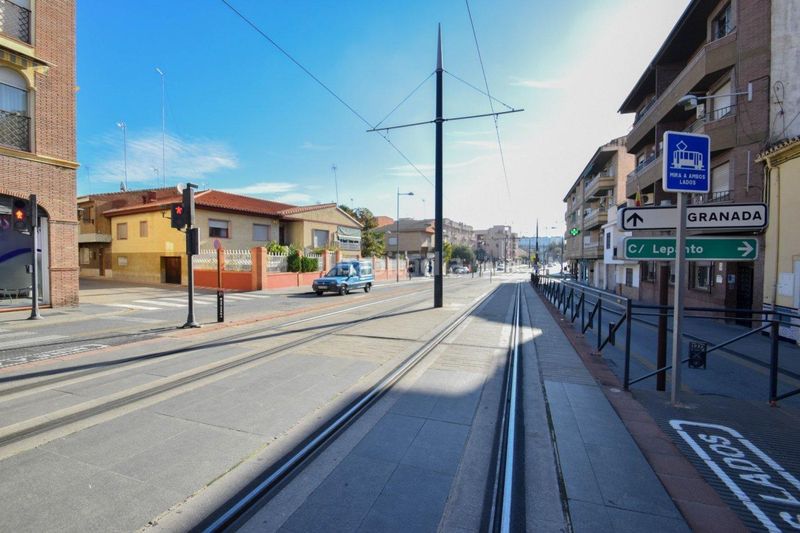 Foto 5e6e83e6-24f8-4abf-ad5a-a36fe295f346. Local comercial a Maracena