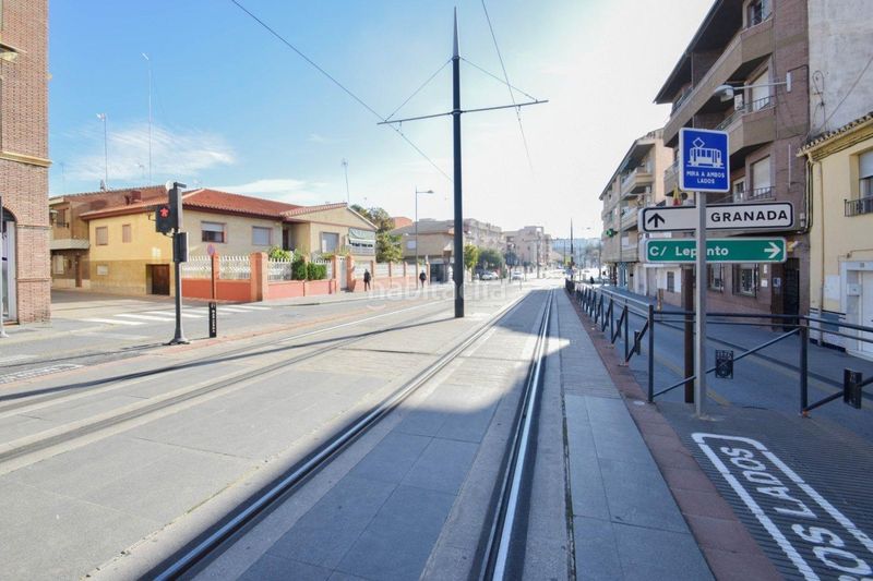 Foto e2d90db0-0140-410e-89d4-318363f829bb. Local comercial a Maracena