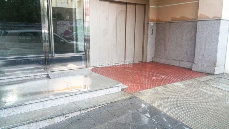 Foto 6b0a000c-c483-429b-bbd1-d3ef3a201aa4. Edifici a calle gaviota a Pajaritos Granada