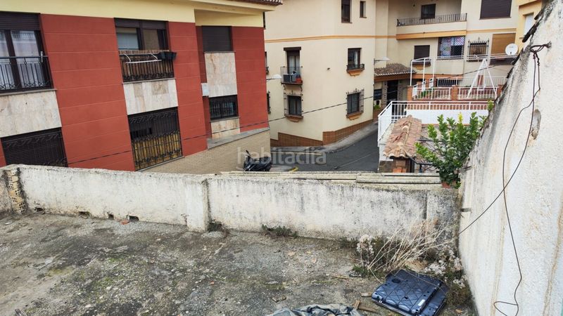 Foto b6ae693d-fc8b-437f-be68-febf44148059. Casa a calle almeria a Barrio de la Vega Monachil