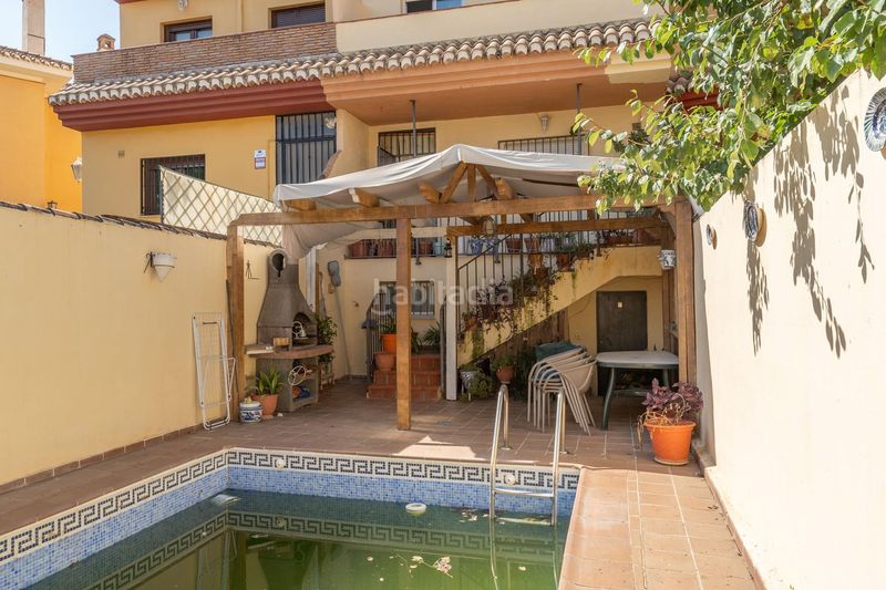 Foto 01e41ec7-b1a5-4b6d-a719-055bd99011c1. Casa amb calefacció aparcament piscina a Ogíjares