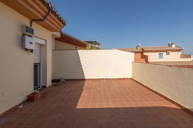 Foto effc6070-1e4f-4a2e-b4e9-2d4093394881. Casa amb calefacció aparcament piscina a Ogíjares