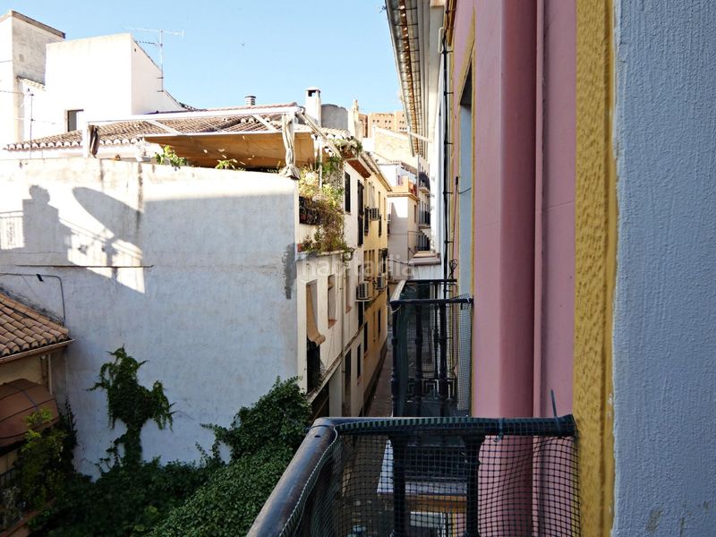 Foto adbe3cc2-eaf1-459b-8c92-d9887744ddbf. Edifici a San Matías - Realejo Granada