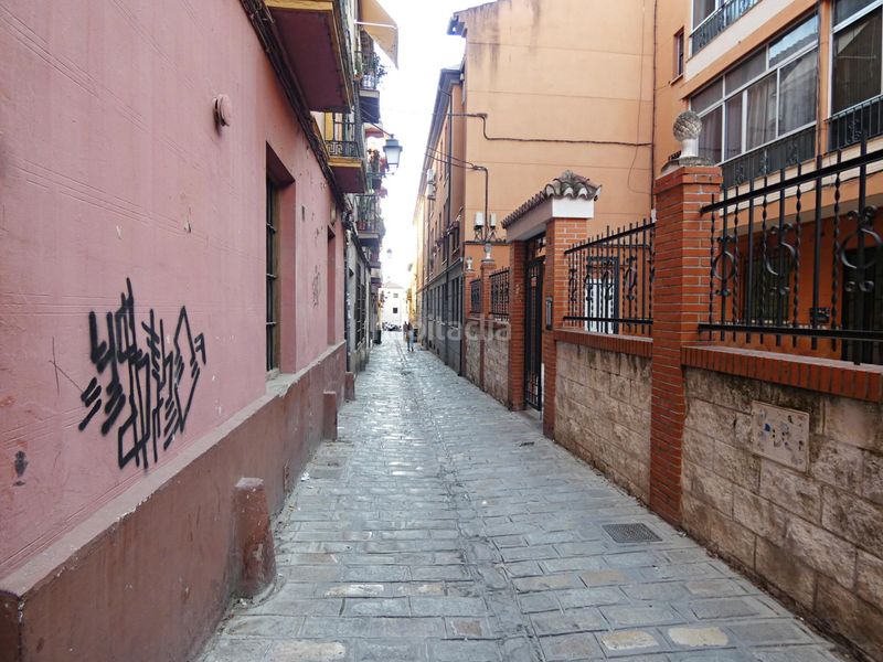 Foto fda0ab9d-b124-423a-b668-94b0bb57e104. Edifici a San Matías - Realejo Granada