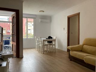Lloguer Apartament a Casería de Montijo. Estudiantes!! 5 habitaciones en piso reformado