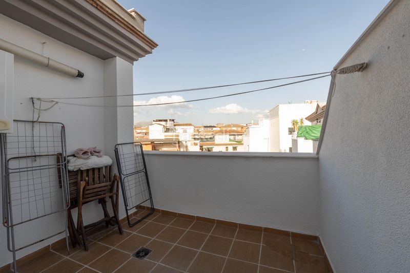 Foto a761a6c4-7eb1-44e1-8448-2f249b20f9b5. Àtic amb calefacció aparcament a Maracena