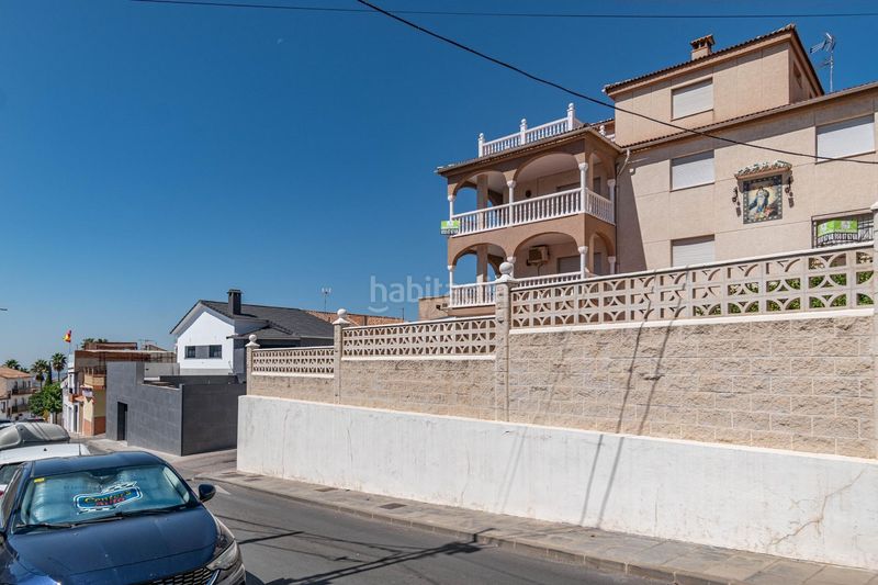 Foto 5e57c826-c758-4841-afd2-18facaedf557. Casa aparellada amb aparcament a Jun