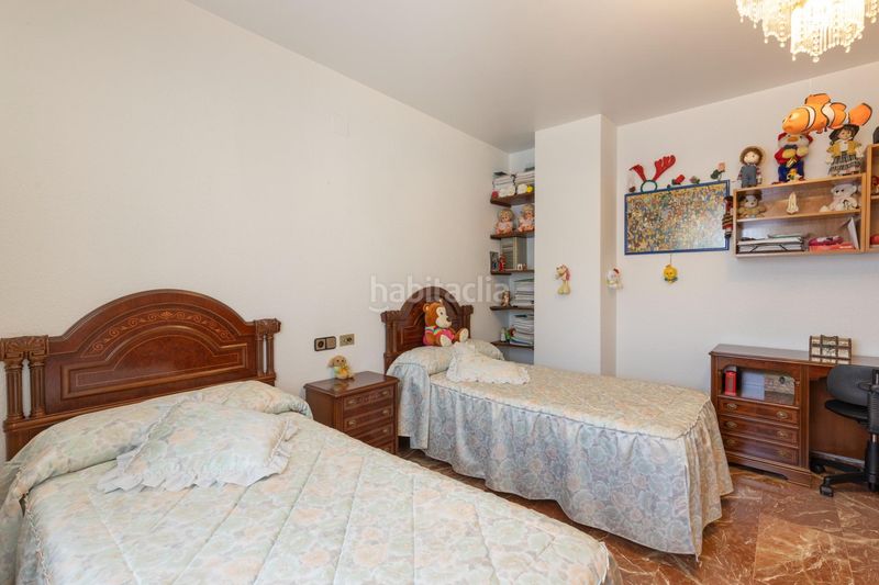 Foto a227165c-5bbb-402b-b924-aff6fa79e70f. Casa aparellada amb aparcament a Jun