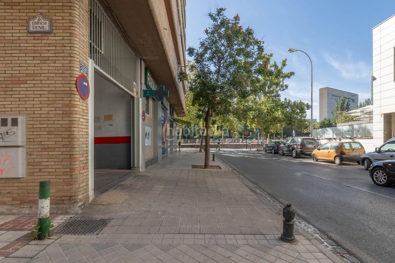 Foto c8cce116-8c0b-4140-8131-60d57dd65adc. Aparcament cotxe a Fígares Granada