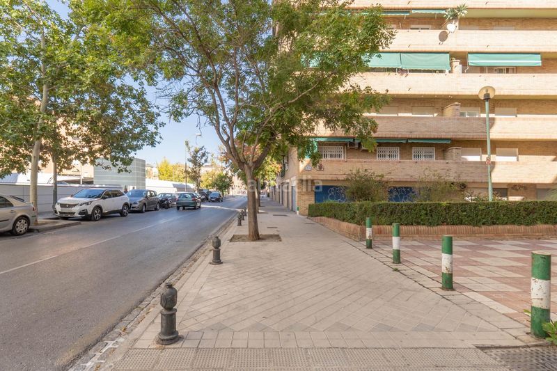 Foto f45a642a-fa61-4f1b-b17a-4abd9f109877. Aparcament cotxe a Fígares Granada