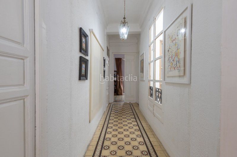 Foto ed77372e-7418-42aa-af71-d603696ee4b4. Edificio in Centro - Sagrario Granada