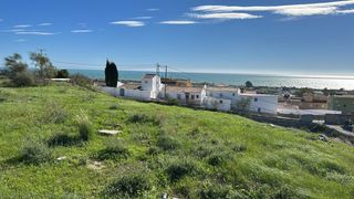Terreny residencial a Almayate Bajo. Promotores