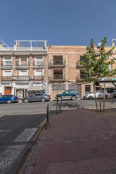 Foto c331167e-9380-4d3e-892e-31d1c21aa021. Àtic amb aparcament a Albolote