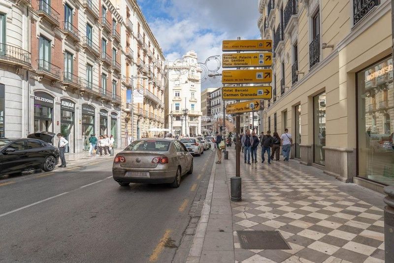 Foto 0fb7cbf0-f233-4d8d-8cea-5e3f5e478556. Pis amb calefacció a Centro - Sagrario Granada