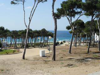 Rent Apartment in Conil. Apartamento en alquiler en atalaya, 2 dormitorios.