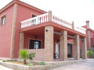 Xalet a Conil. Chalet en venta en conil de la frontera, 5 dormitorios.