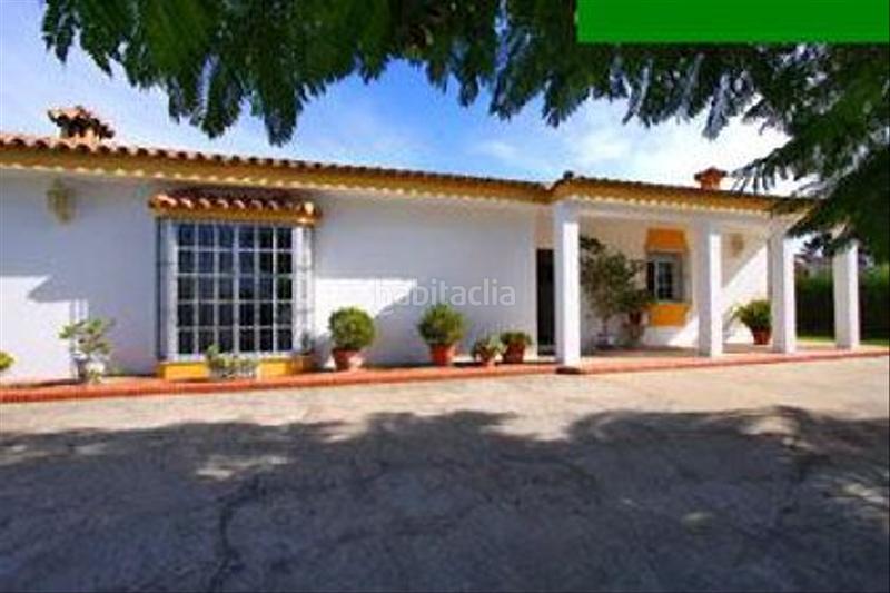Foto e76ff873-6b43-47fd-823c-07dfafeae23e. Location chalet avec parking dans Barrio Nuevo Conil de la Frontera