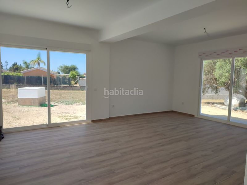 Foto fc36c1be-058d-42ea-a791-76f691648cc0. Xalet amb calefacció aparcament a Barrio Nuevo Conil de la Frontera