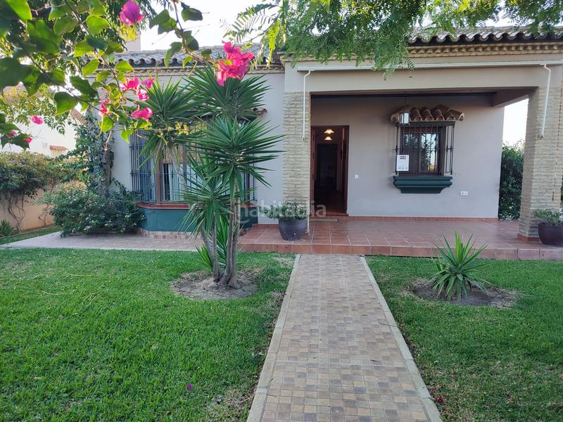 Foto bc9e3e82-9de8-41be-aed4-76fe9b49970f. Xalet amb aparcament a Roche Conil de la Frontera