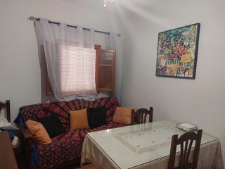 Pis a Conil. Piso en venta en centro, 2 dormitorios.