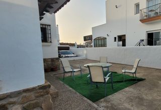 Location Chalet à Conil. Pareado en alquiler en atalaya, 2 dormitorios.