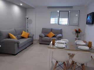 Lloguer Apartament a Conil. Apartamento en alquiler en centro, 2 dormitorios.