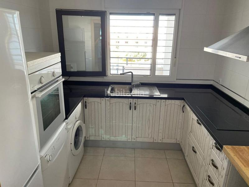 Foto 65f1624e-18f5-44e4-843d-852a2685f4bf. Alquiler apartamento  en alquiler en cañada honda, 3 dormitorios. en Conil de la Frontera