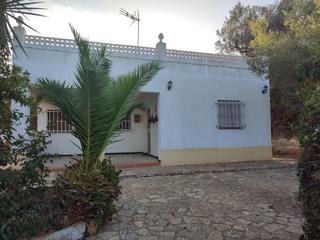 Xalet a Barrio Nuevo. Chalet en venta en barrio nuevo, 2 dormitorios.