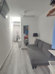 Local Comercial a Conil. Local en venta en centro, 1 dormitorio.