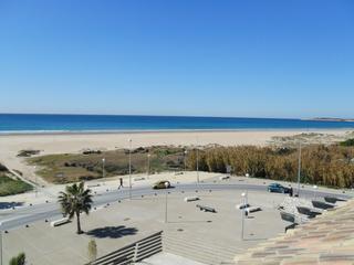 Alquiler Parking coche en Conil. Garaje en alquiler en 1 linea de playa.